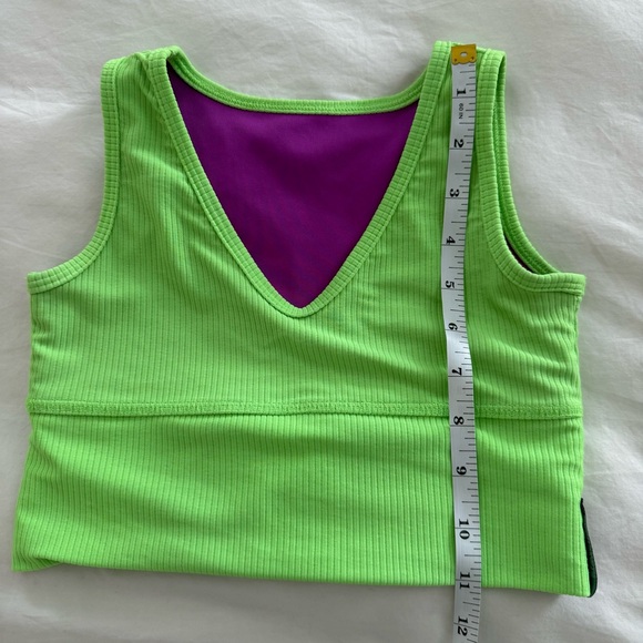 TIGER FRIDAY Green Top - Picture 5 of 5